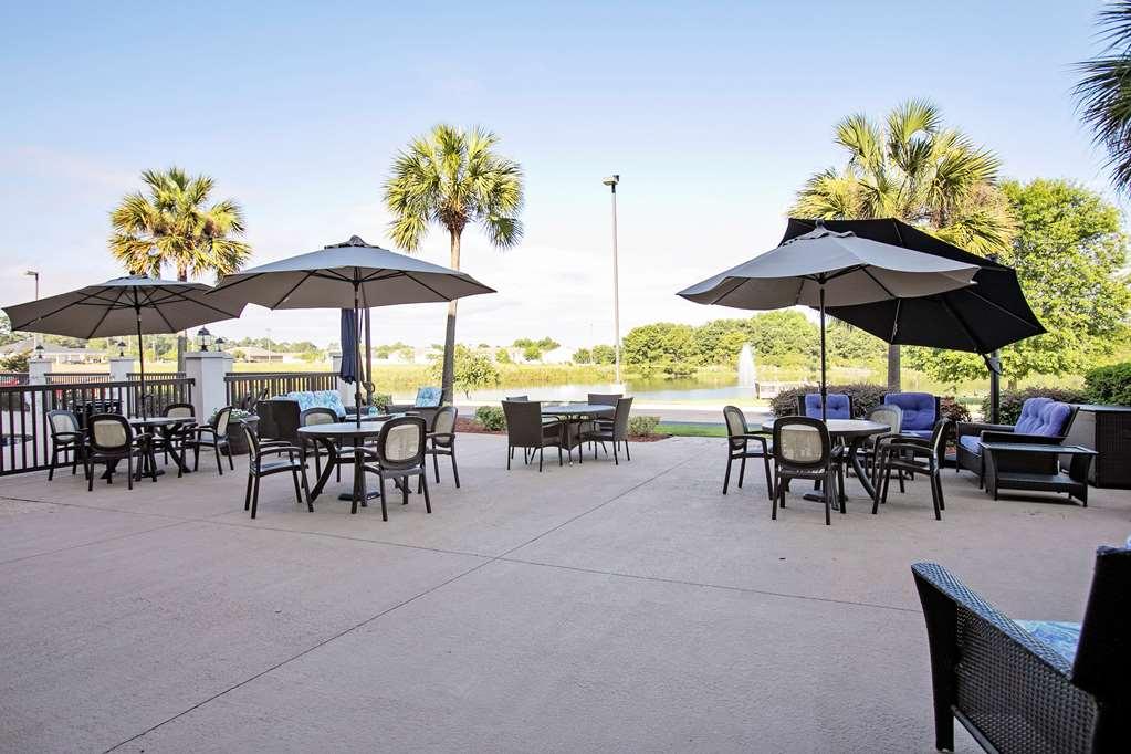 Hampton Inn مولتري المظهر الخارجي الصورة