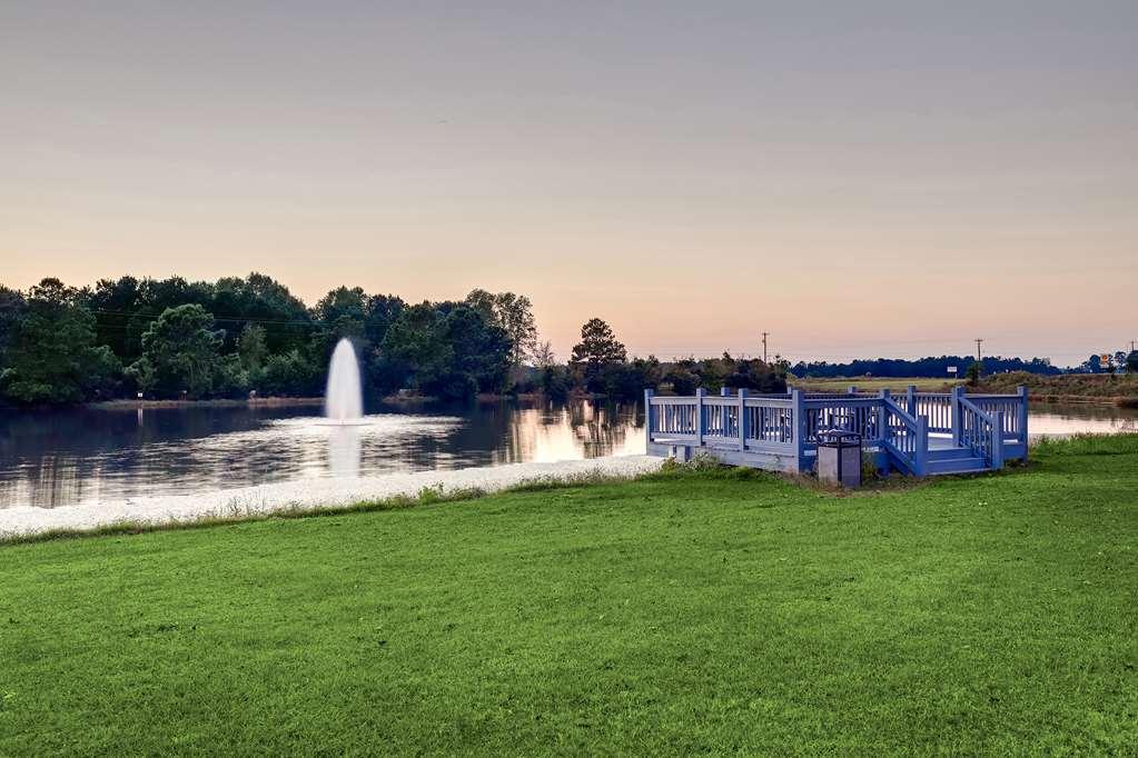 Hampton Inn مولتري المظهر الخارجي الصورة