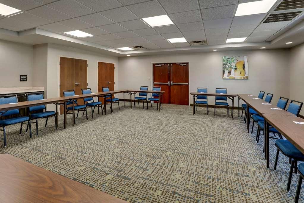 Hampton Inn مولتري المرافق الصورة