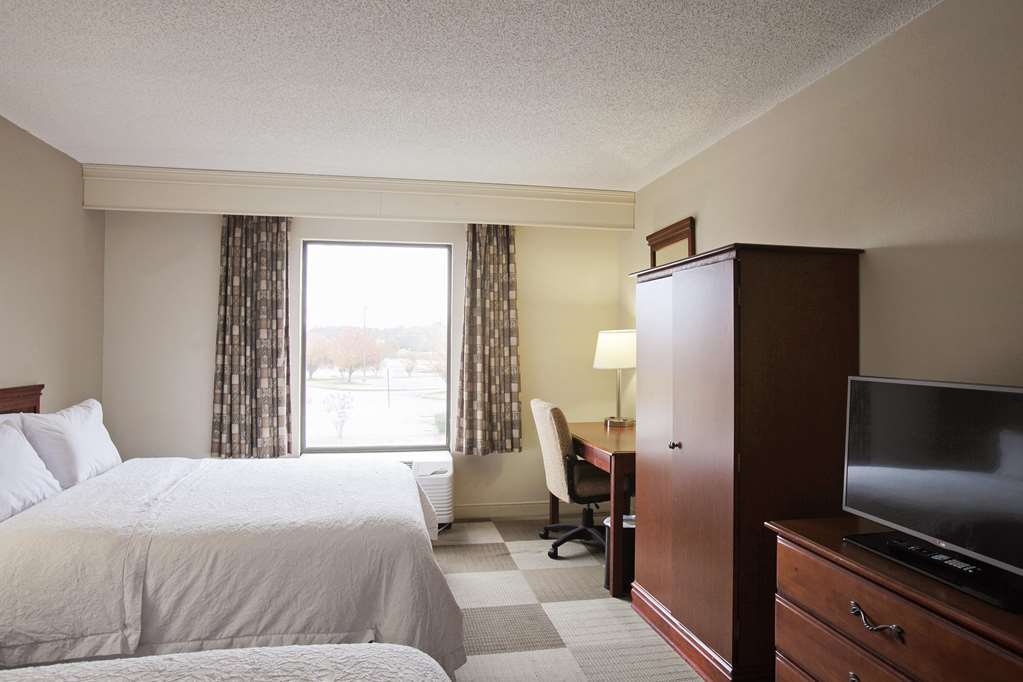 Hampton Inn مولتري الغرفة الصورة